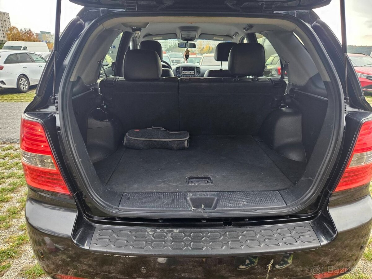 Na predaj KIA SORENTO 2.5 Crdi 125kw + ťažné - 13