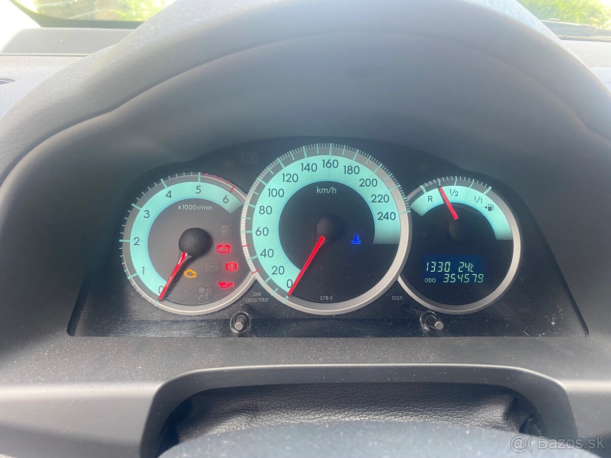 Toyota Corolla Verso - 13