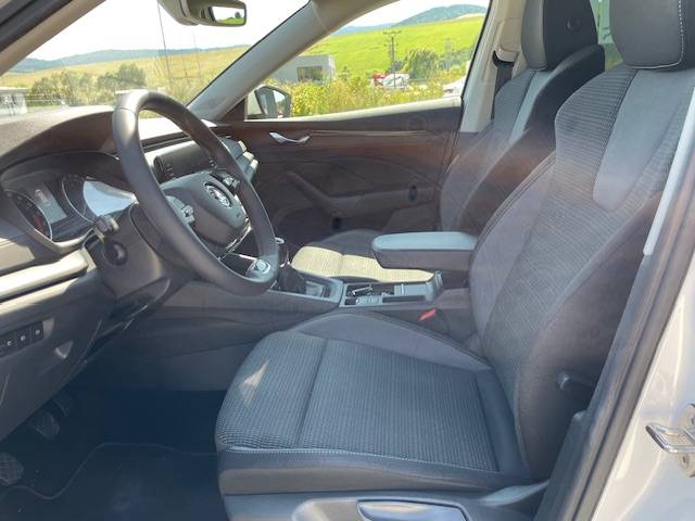 Škoda Octavia Combi IV 2.0TDI 85kW, NAVI, 84809km, 12/2020 - 13