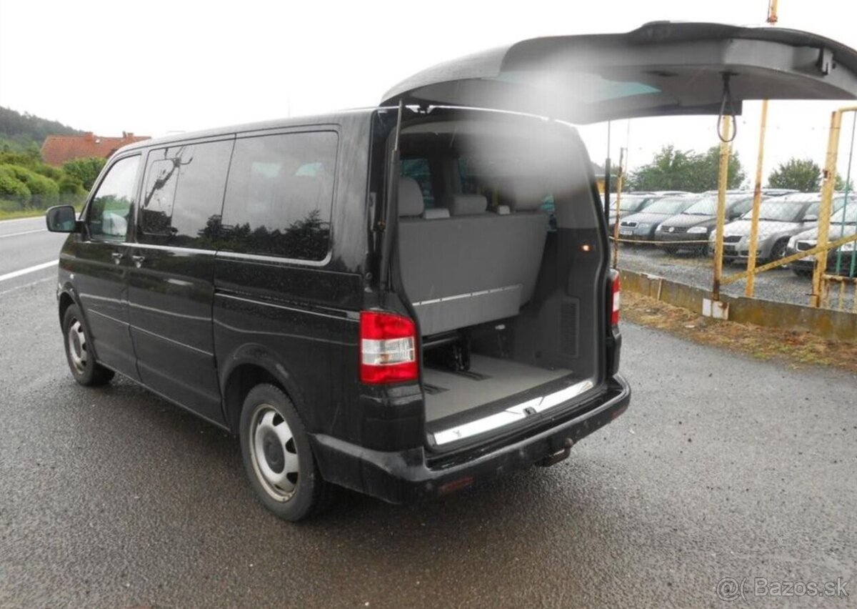 Volkswagen Multivan 2,5 96 kw 7 Míst Serviska nafta - 13