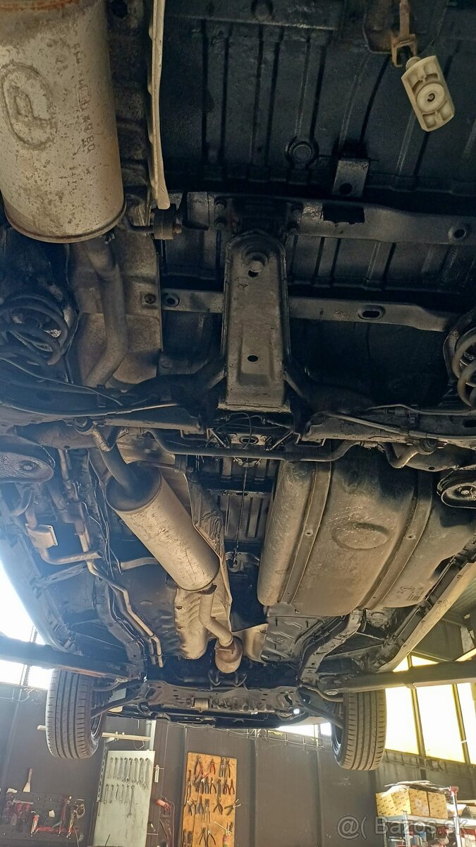 VW SHARAN 1.9TDI 96KW - 13