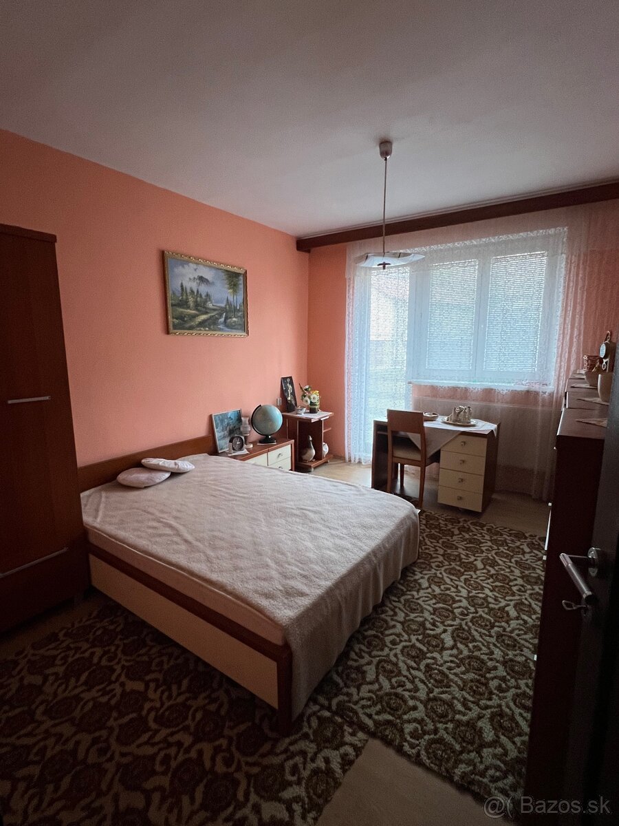 Dom pre rodinu, ktorá hľadá ticho, priestor a súkromie - 13