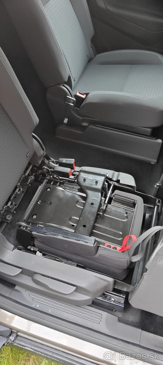Ford Grand C-MAX 1.0 EcoBoost - 13