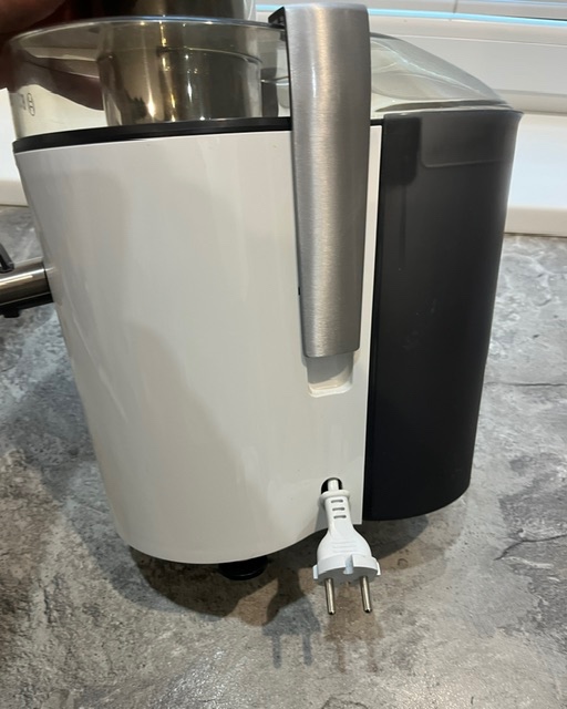 Bosch MES25A0 700w odšťavovač - 13