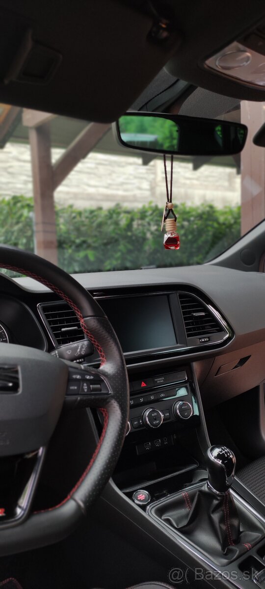 Seat Leon 2020 / Hatchback / FullLed / R20 / Cupra - 13