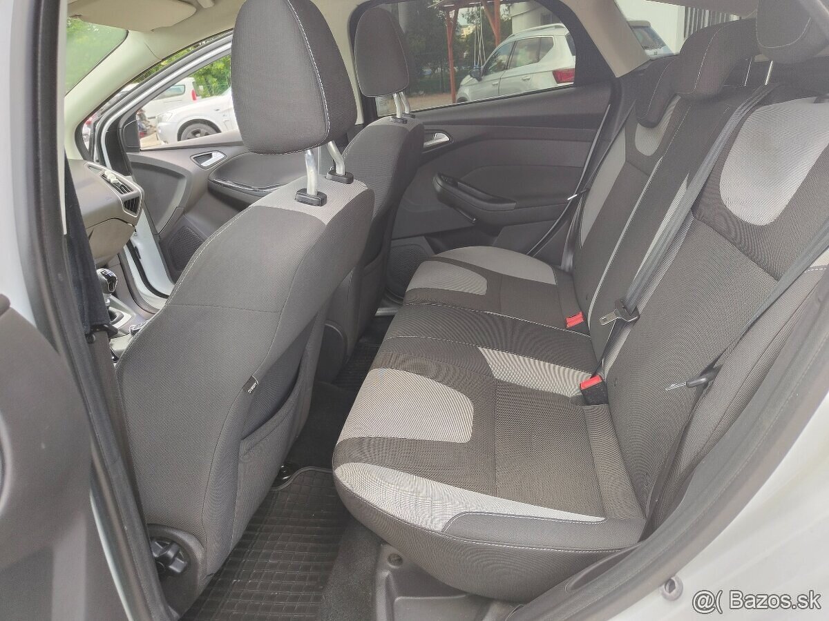Ford Focus III 1.6 TDCI - 13