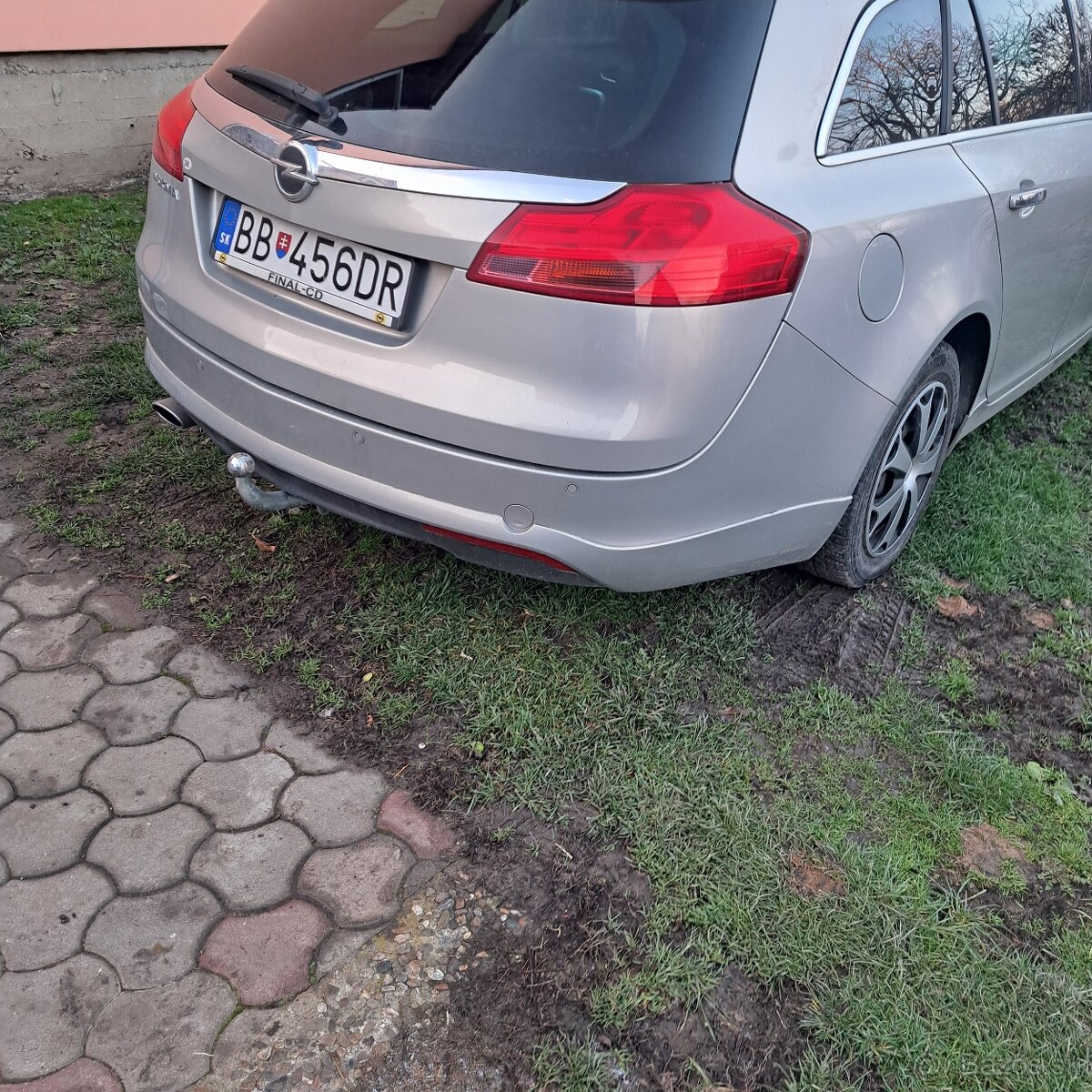 Predám opel Insignia Tour 1,8 103kw benzín opc rv2010 - 13