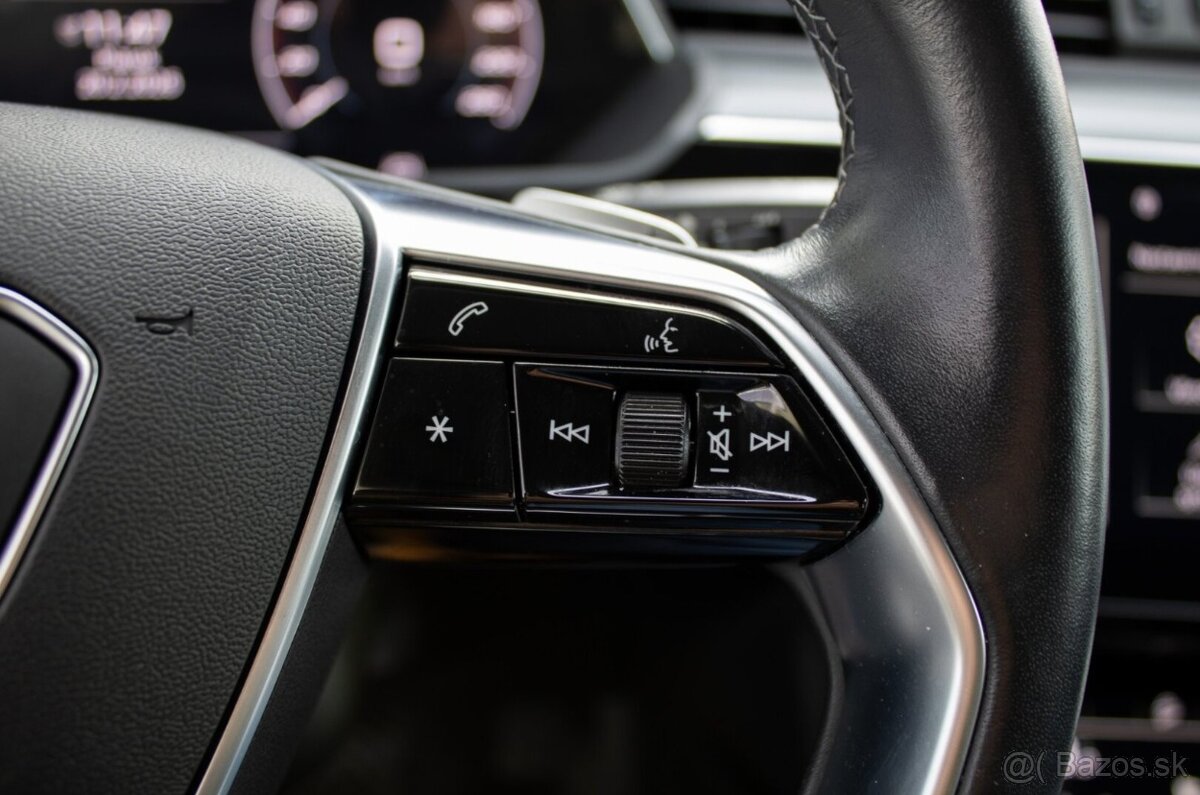 Audi E-tron 55 quattro Advanced - 13