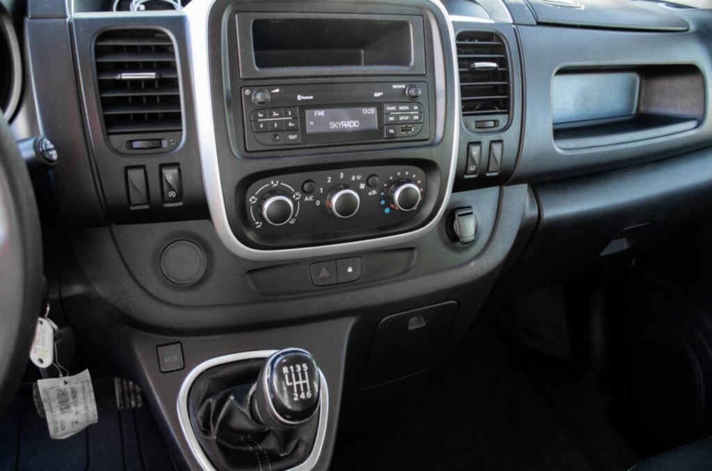 Renault Trafic 70kW (2020) - 13