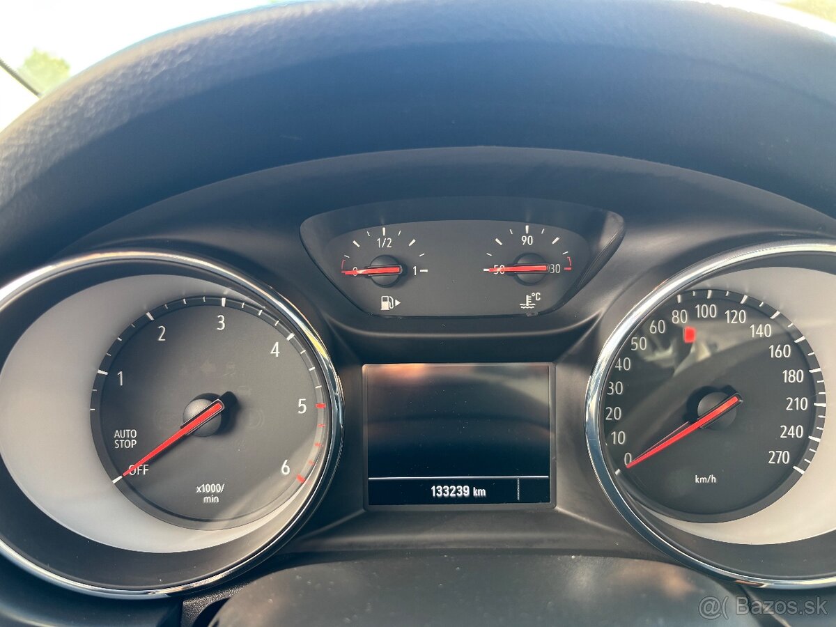 Opel Astra K - 13