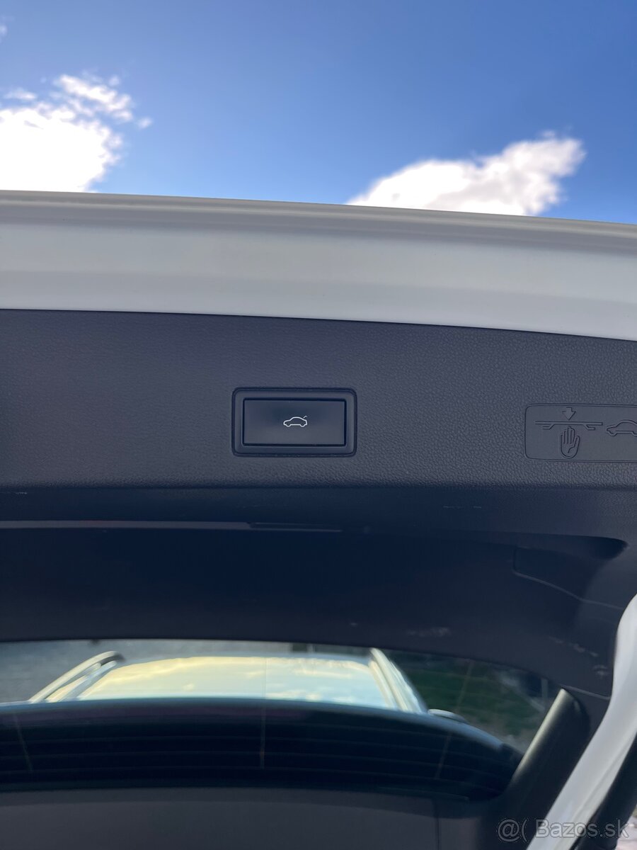 VW GOLF VIII Variant 2.0TDI - 13