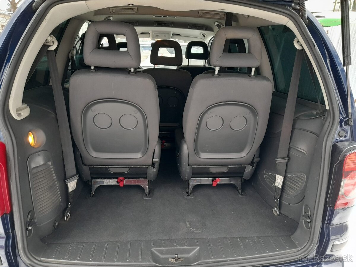 Volkswagen Sharan - 13