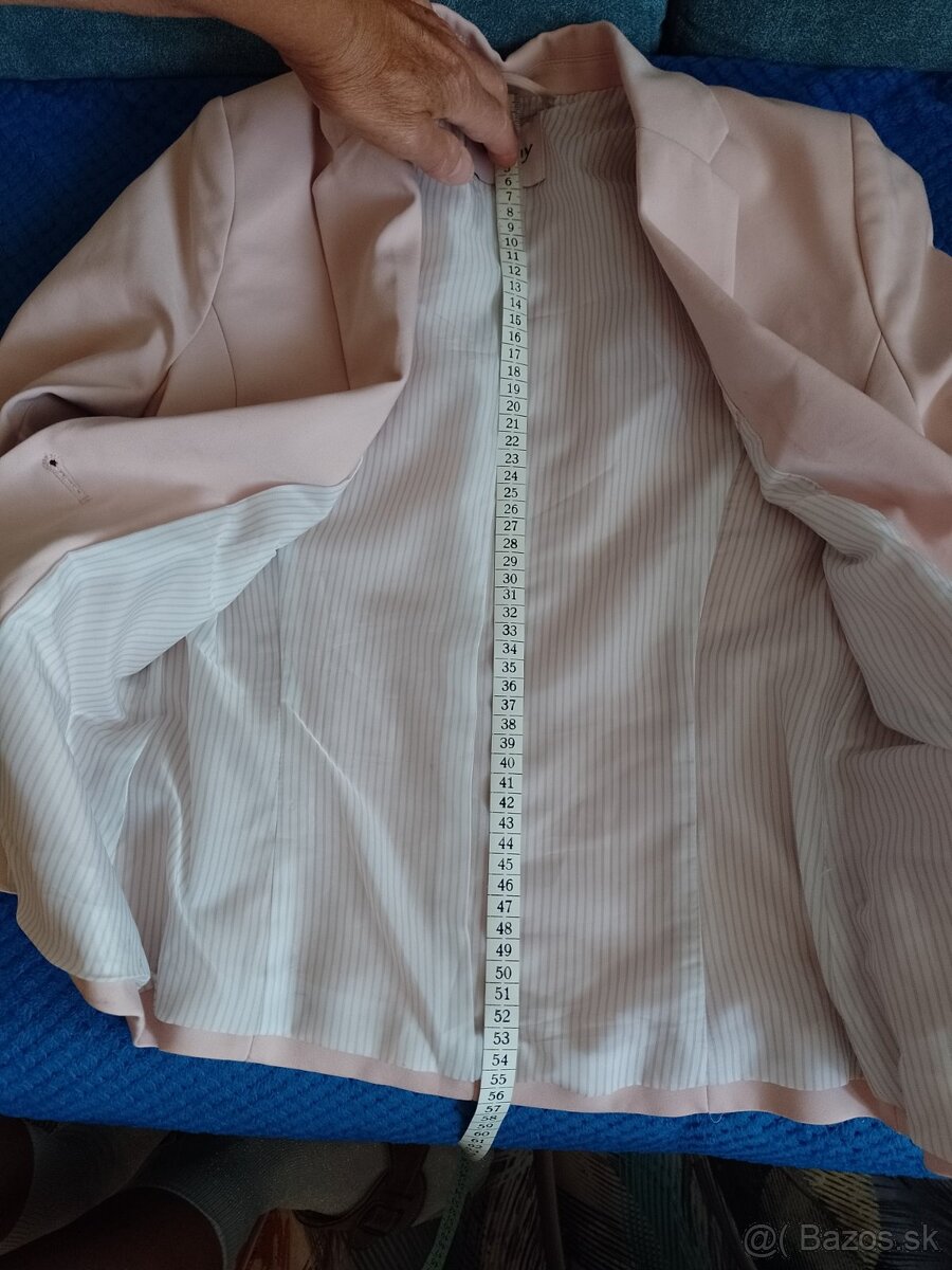 Dámske sačká a bundička v.S - 13