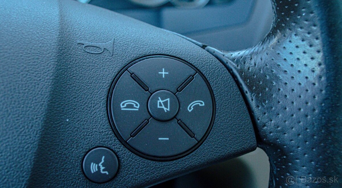 Mercedes-Benz E trieda Kupé 350 CGI Blue - 13