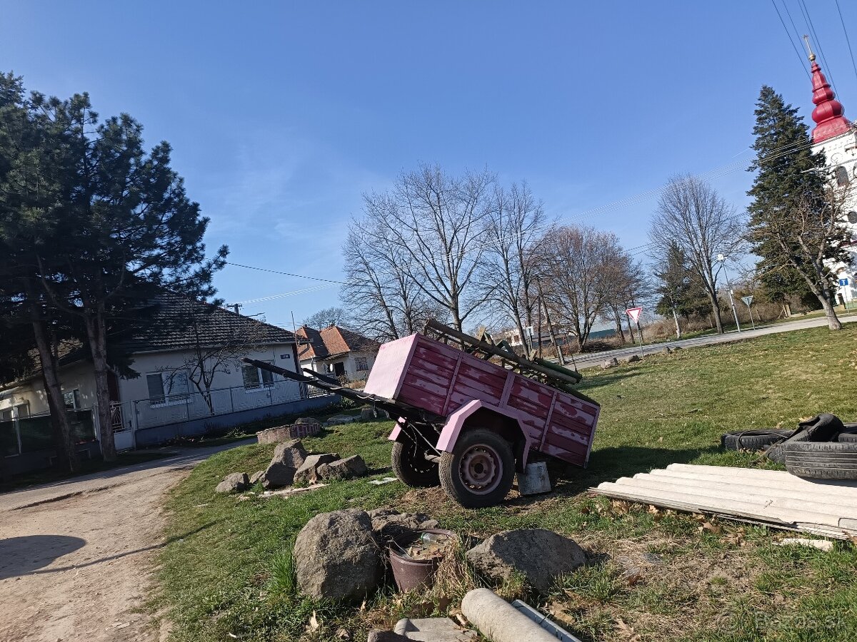 Ponúkame na predaj traktor s prívesom - 13