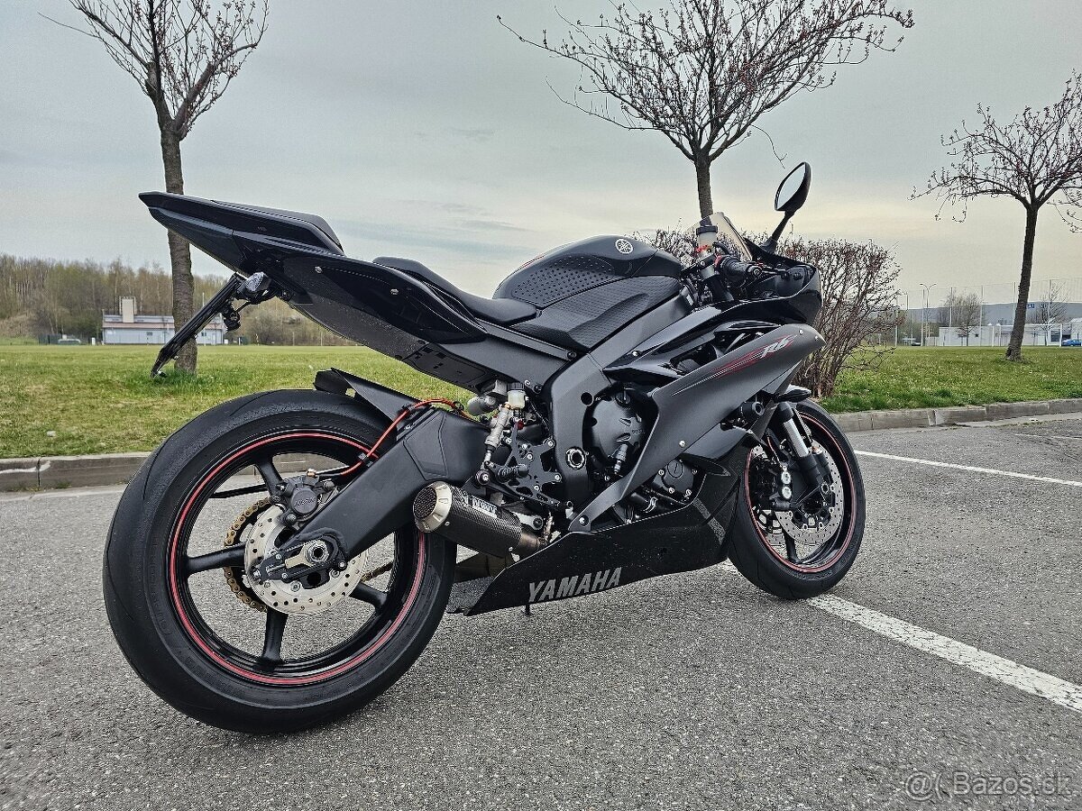 Yamaha R6 2006 - 13