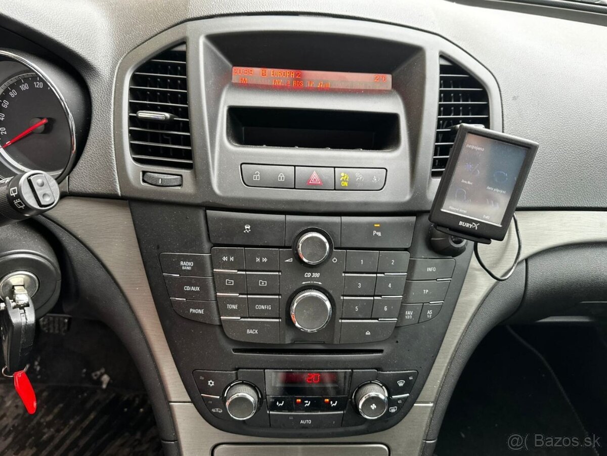 Opel Insignia 2.0 CDTI - 13