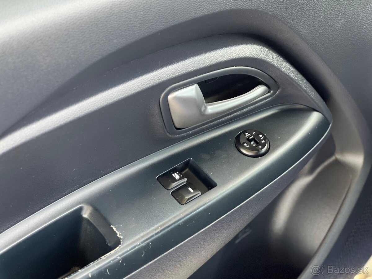 Kia Rio | 78 tis.km | po servise - 13