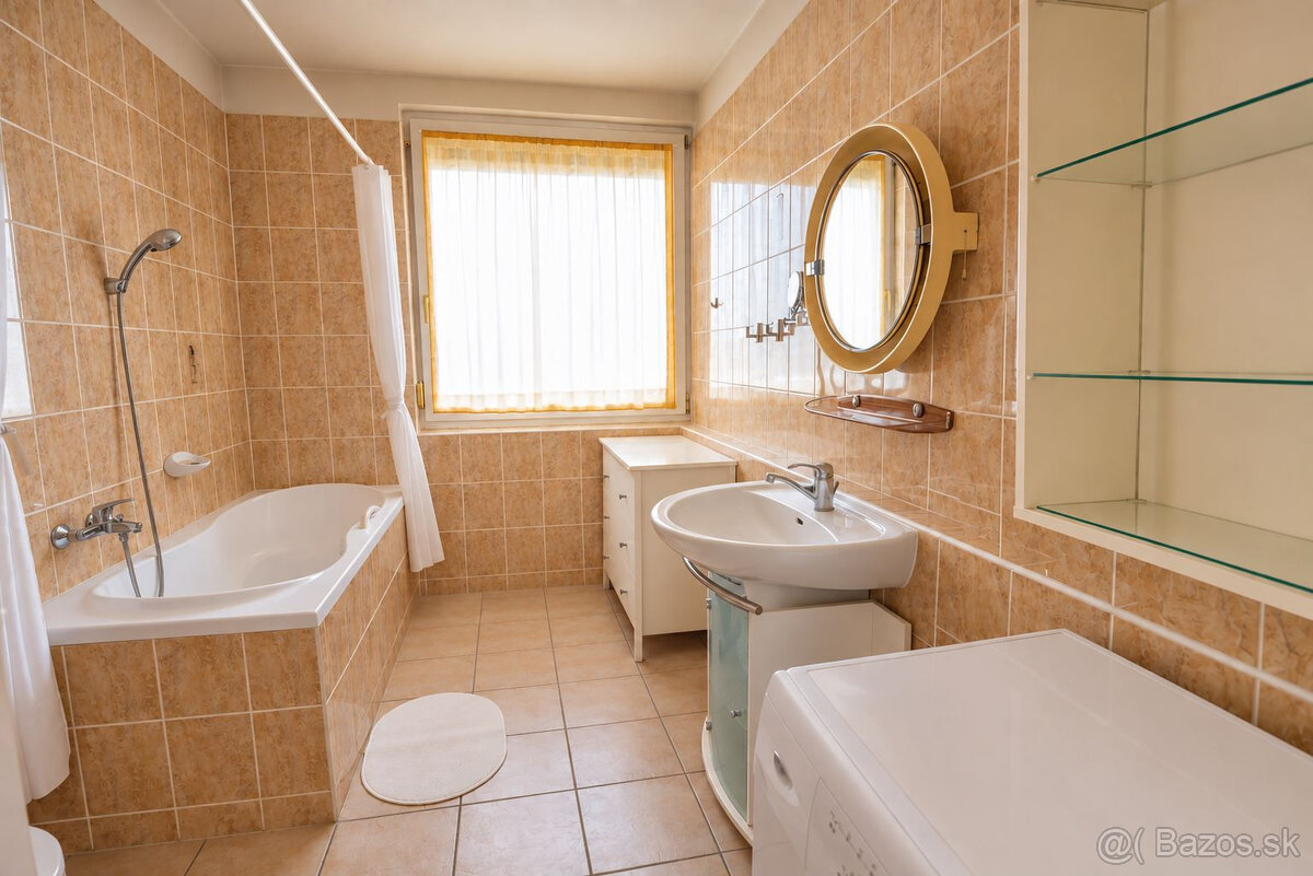 Na prenájom priestranný 3‑izbový byt s lodžiou, 101 m², nádh – foto 8