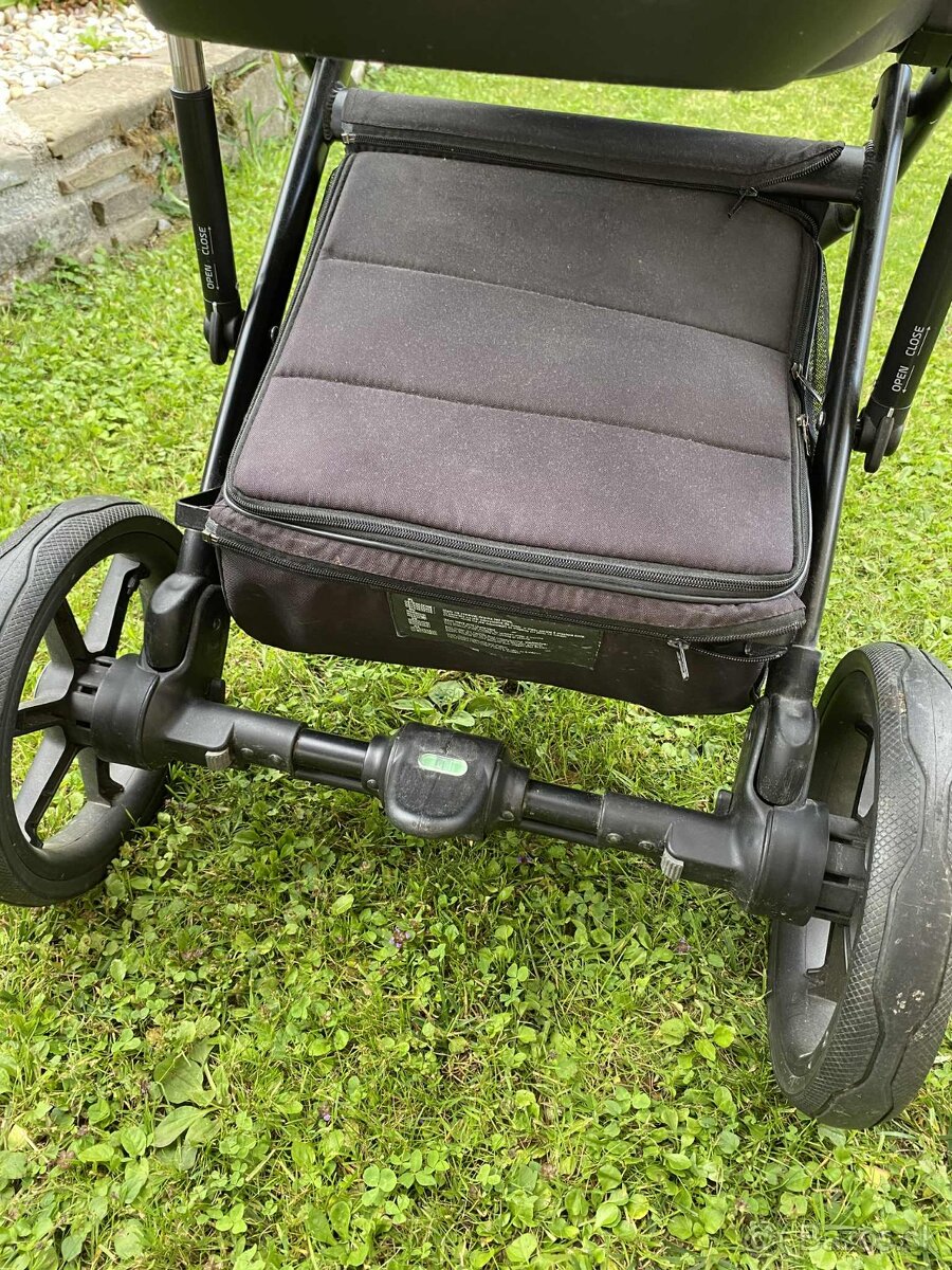 Kočiar dvojkombinácia - 13