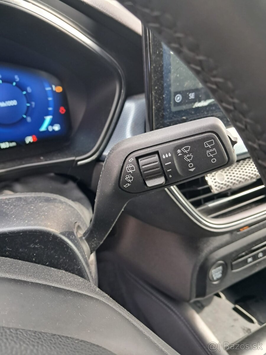 Ford Focus Kombi 1.0 EcoBoost mHEV Active A/T - 13