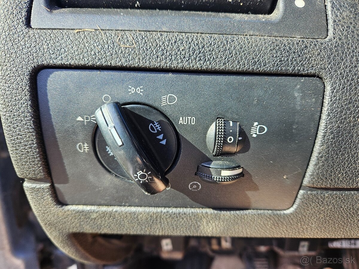 Ford mondeo sttdci 2.2 114kw - 13