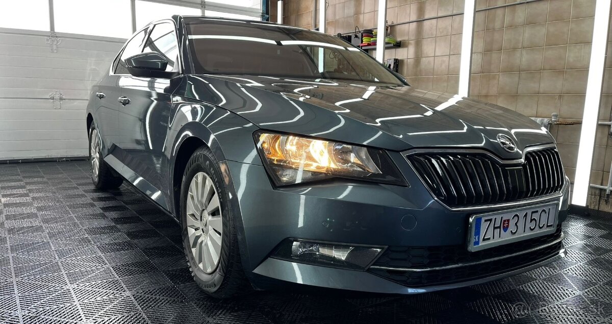 Škoda Superb SEDAN 1.6 Greenline - 13