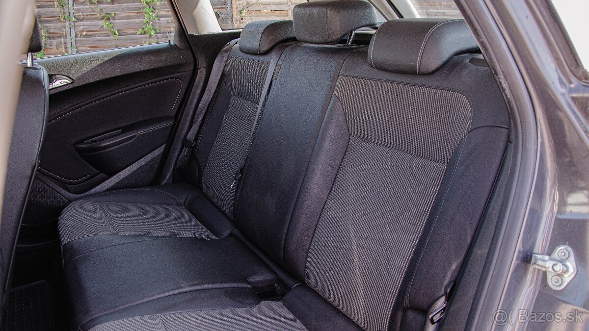 Opel Astra Sport Tourer ST 1.4 Turbo 140k, 103KW, M6, 5d - 13