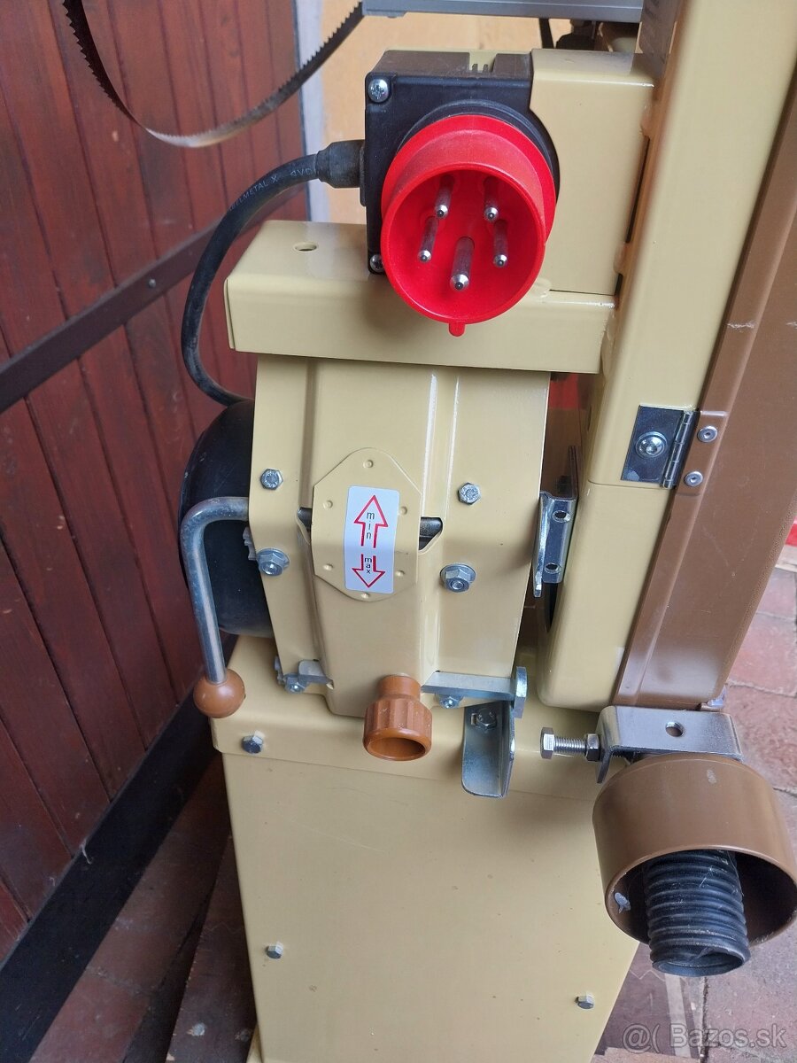 Pásová píla na drevo - 13