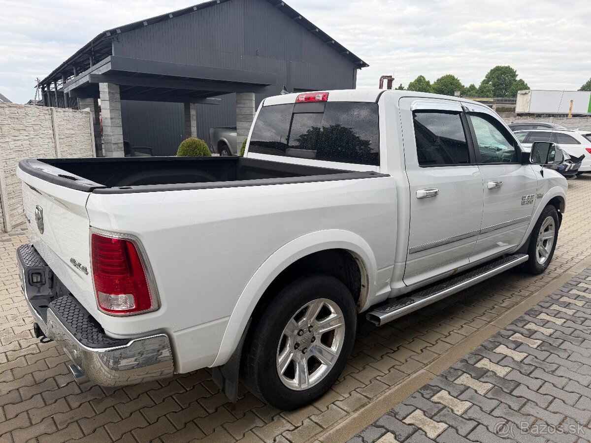 Dodge RAM 5.7 LIMITED 2015 r.v - 13