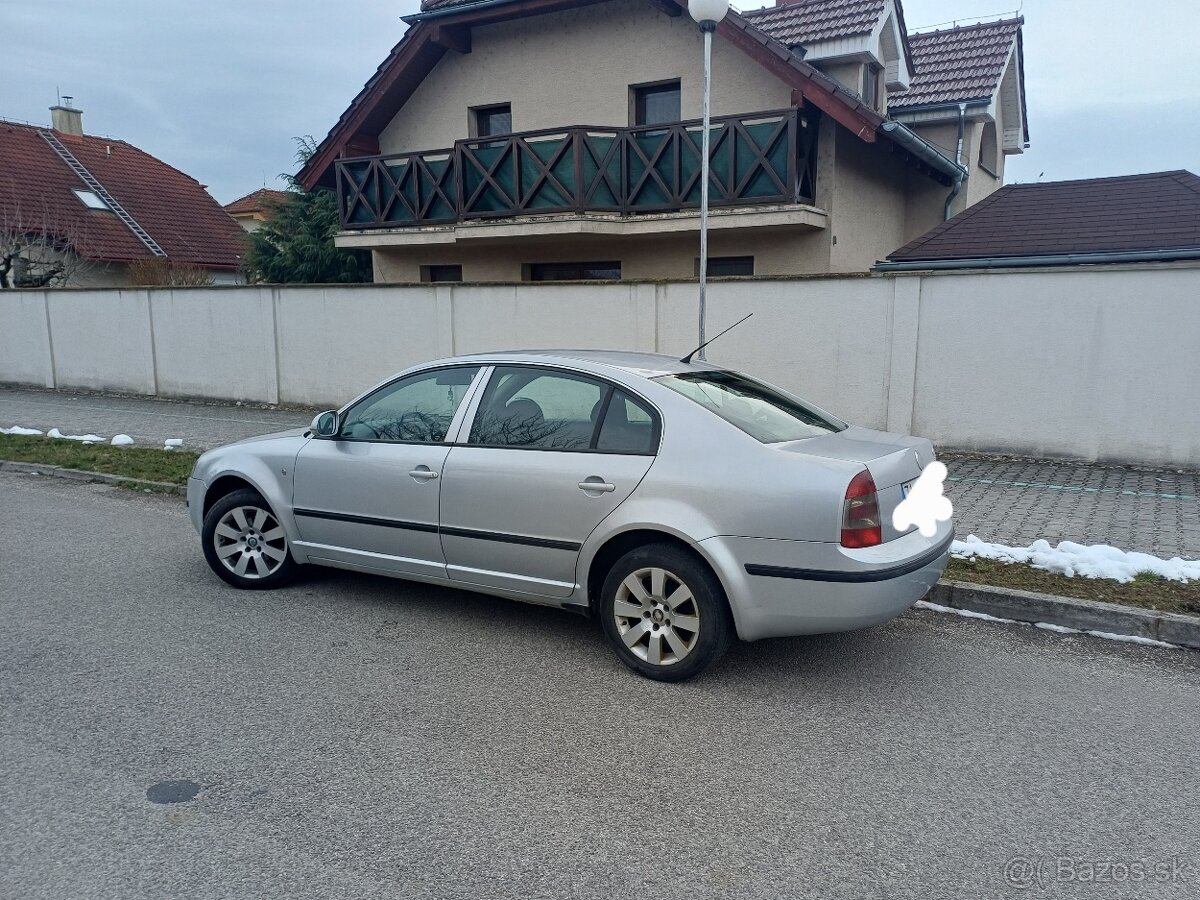Škoda Superb 1.9 TDI 85kw - 13