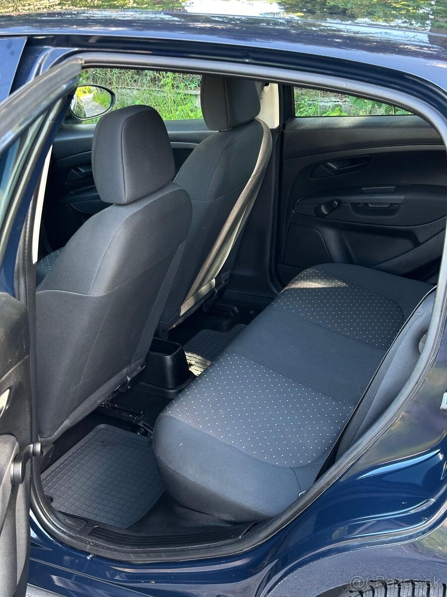 Fiat Grande Punto - 13
