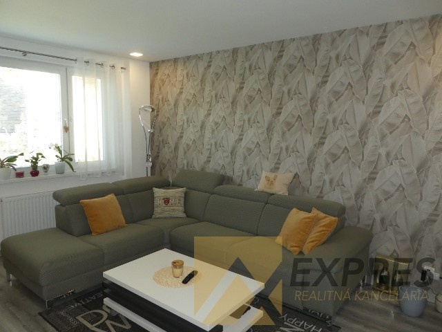 RK EXPRES - na predaj 3 izbový byt v Handlovej, kompletná re - 13