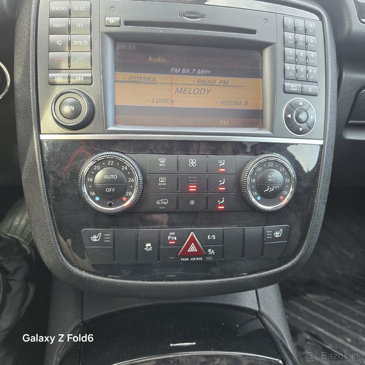 Predám Mercedes Benz R 350 CDI 4 MATIC - 13