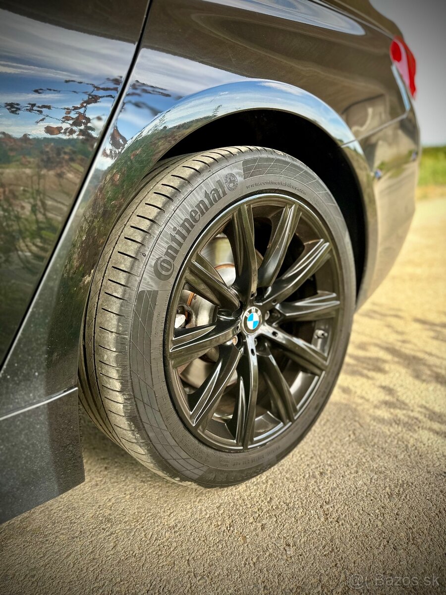 Bmw 520d Xdrive G31 2.0d - 13