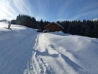 Chata na predaj – Oravská Lesná, priamo pri svahu - 13