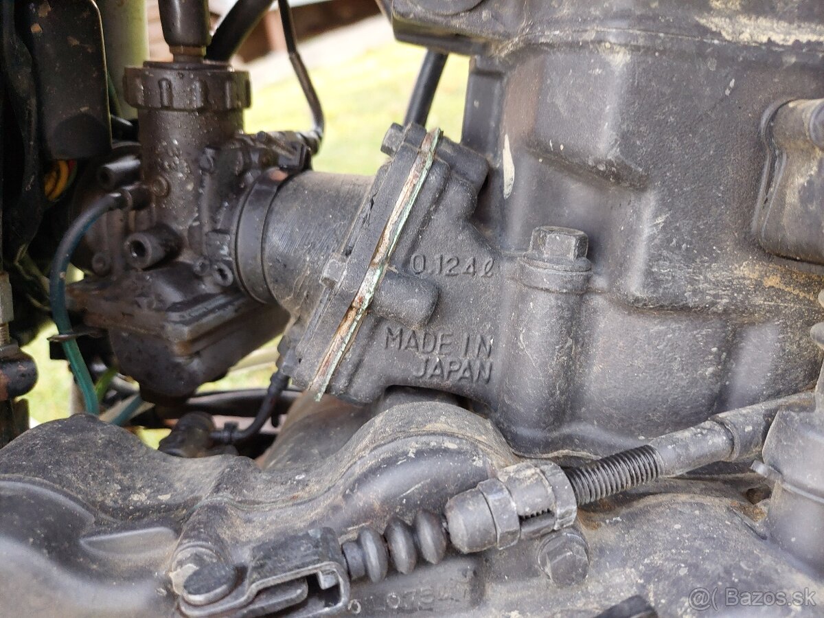 Kawasaki KMX 125 - 13