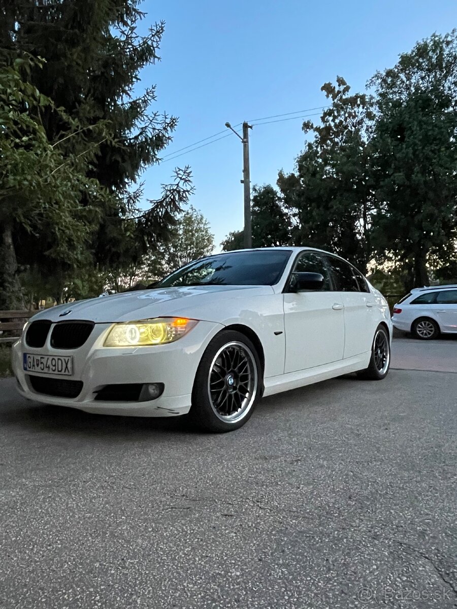 BMW e90 320d - 13