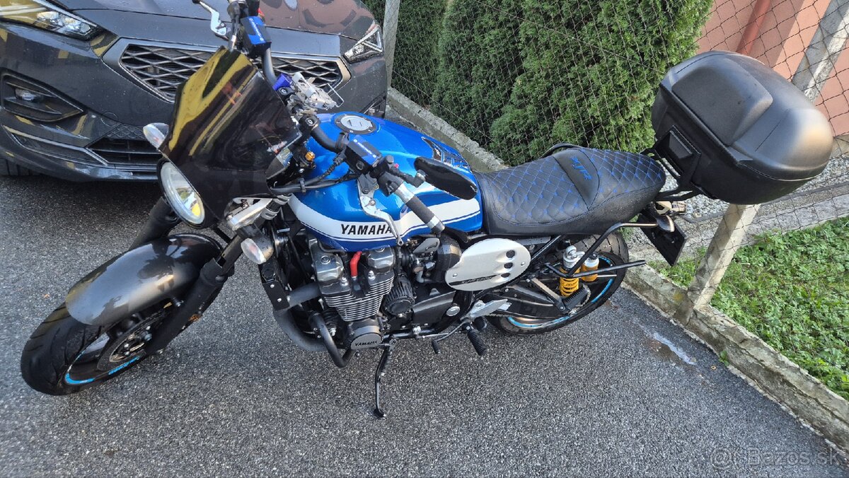 Yamaha xjr 1300 - 13