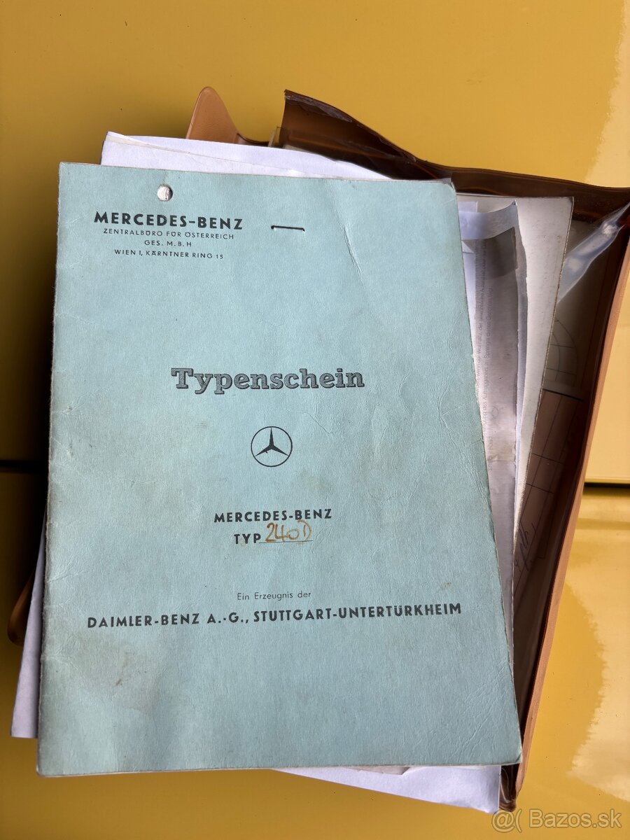 Mercedes Benz W114/115 240D 4C - TOP - 13