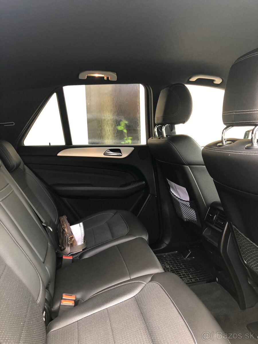 Mercedes Benz ML250 4MATIC - 13