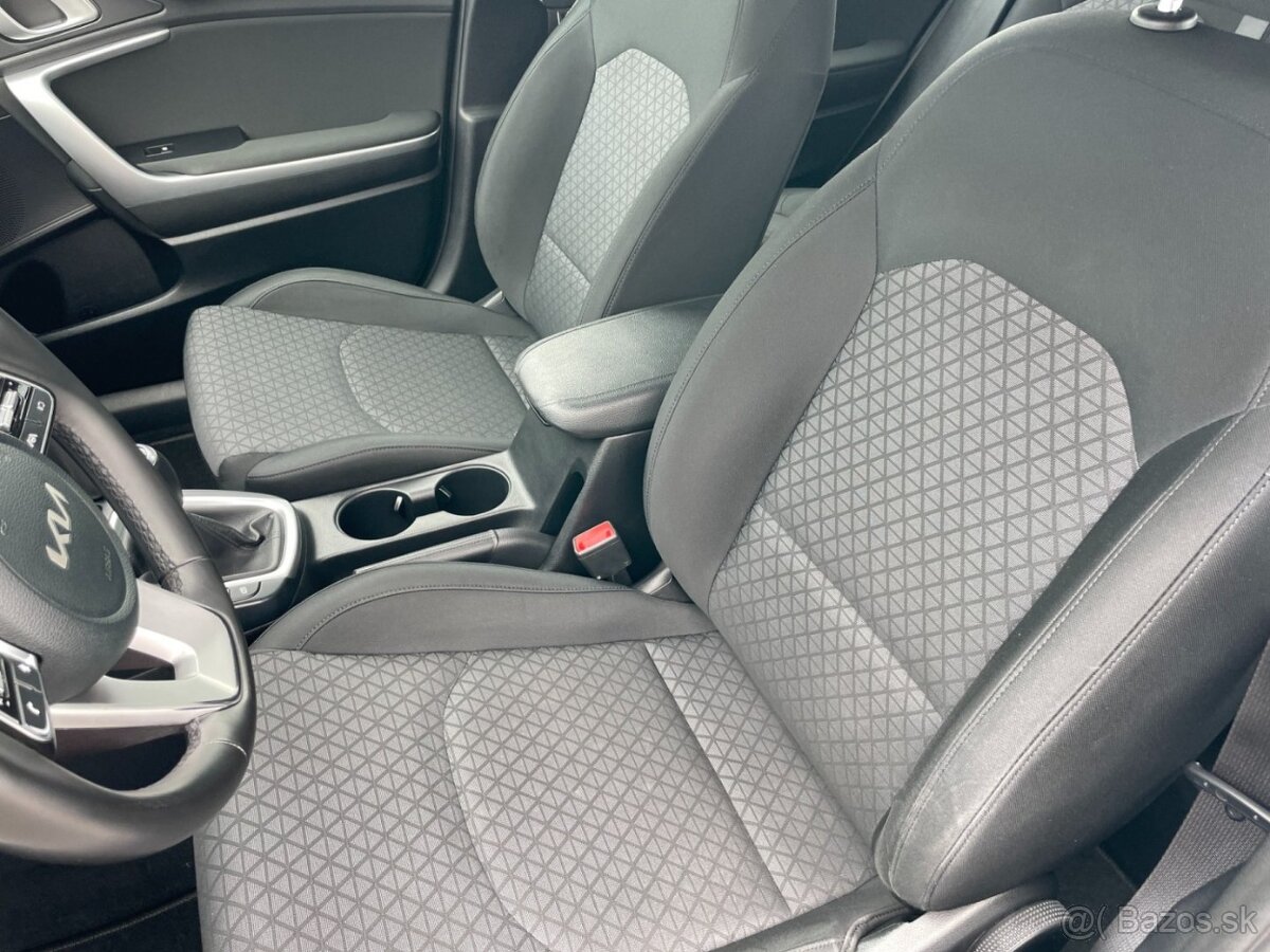 Kia Cee´d SW 1.0T-GDI 88kW FRESH - 13