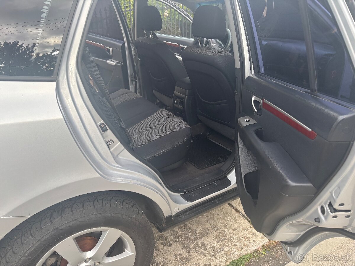 Predám zachovalý Hyundai Santa fe 4x4 - 13