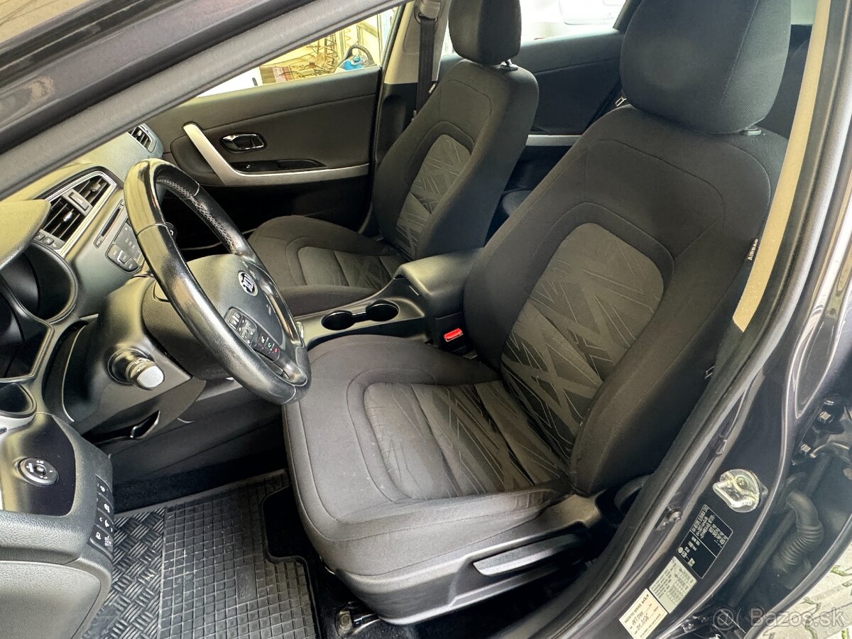 Kia Cee´d SW 1.0 CVVT - 13