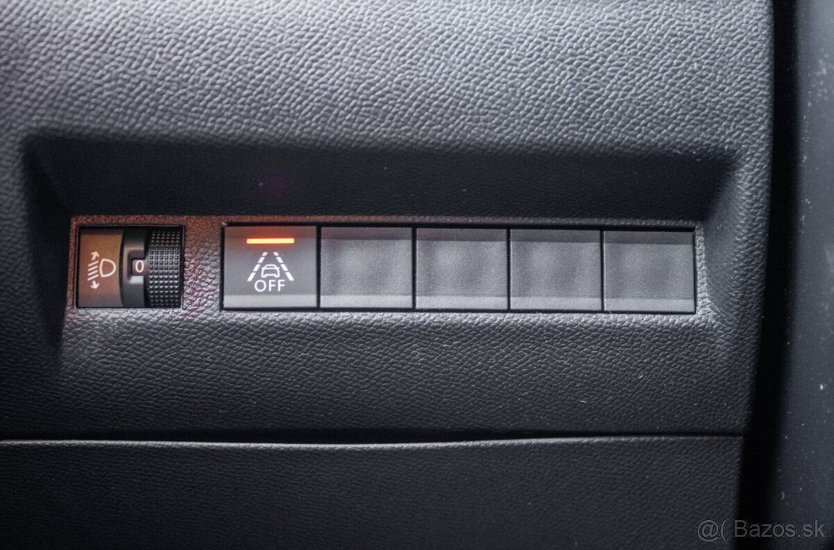 Peugeot 2008 1.5 HDI - 13