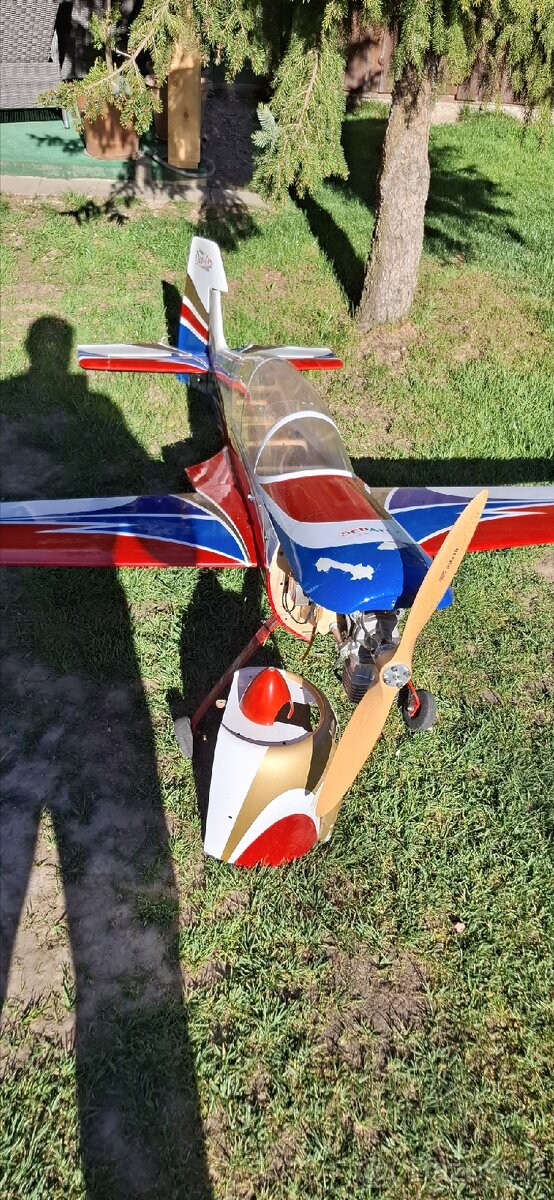 Model Sukhoi V.2 - 13