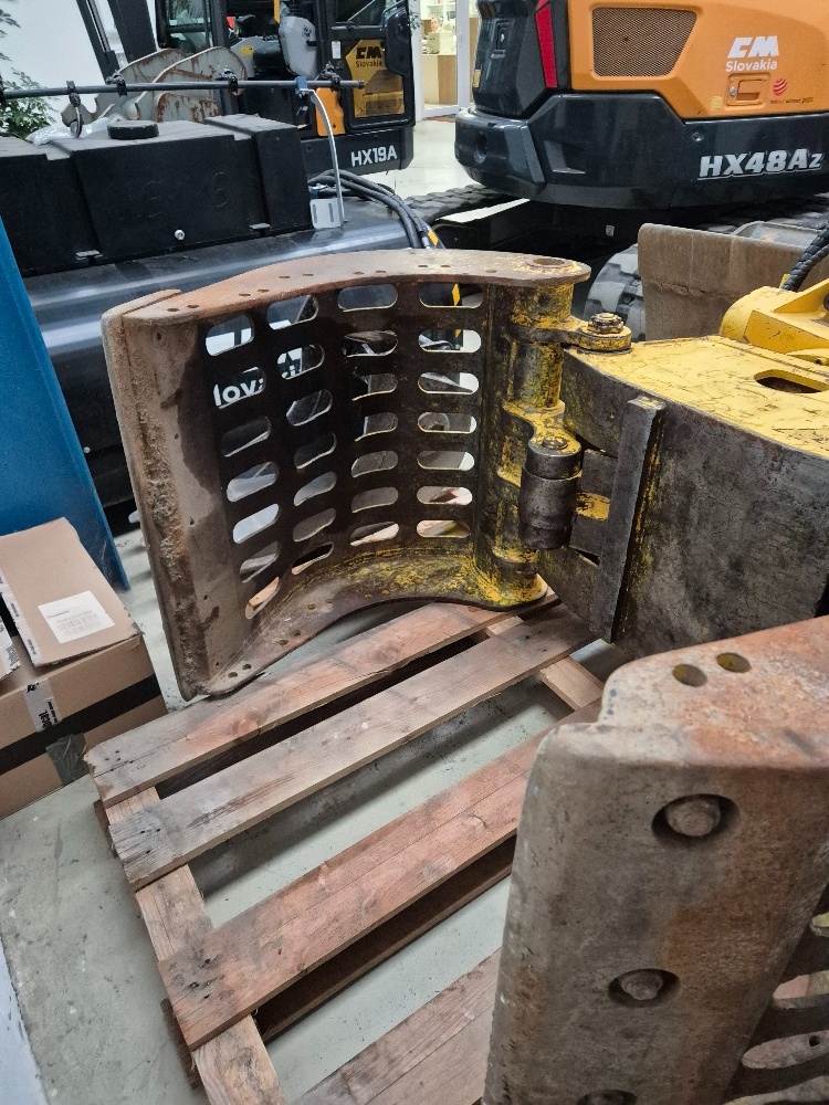 Hyundai HX145LCR OilQuick + drapak - 13