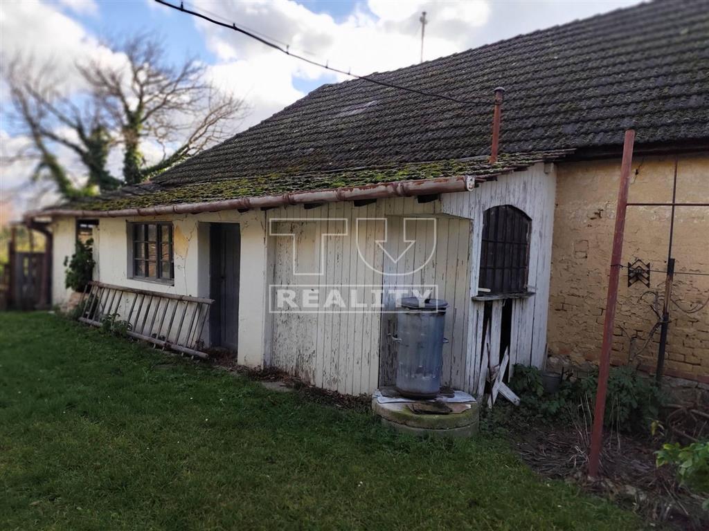 Častkovce chalupa v srdci stredoslovenskej histórie - 13