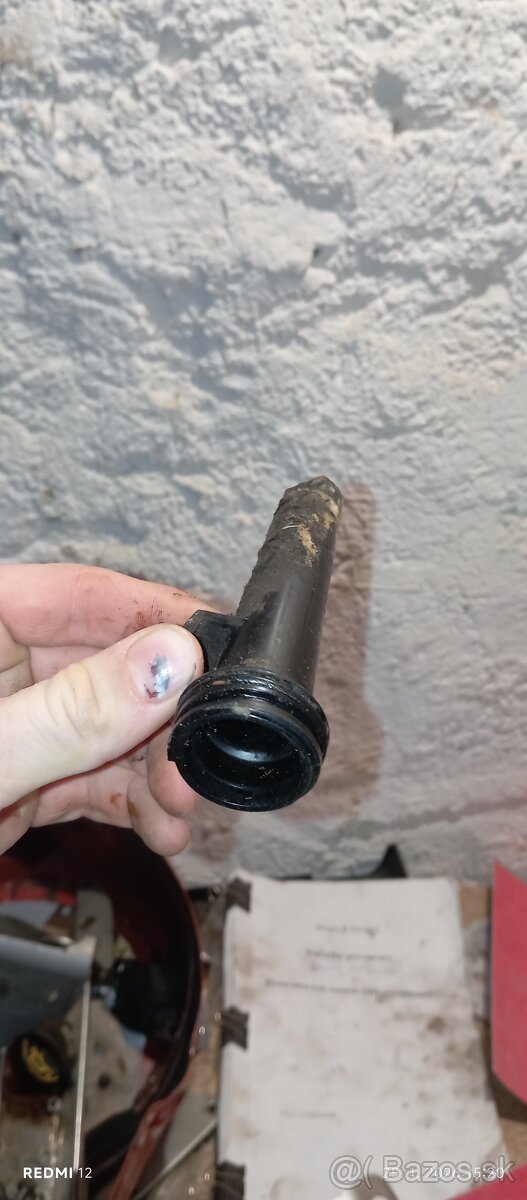 Briggs a Stratton Vanguard V2 - 13