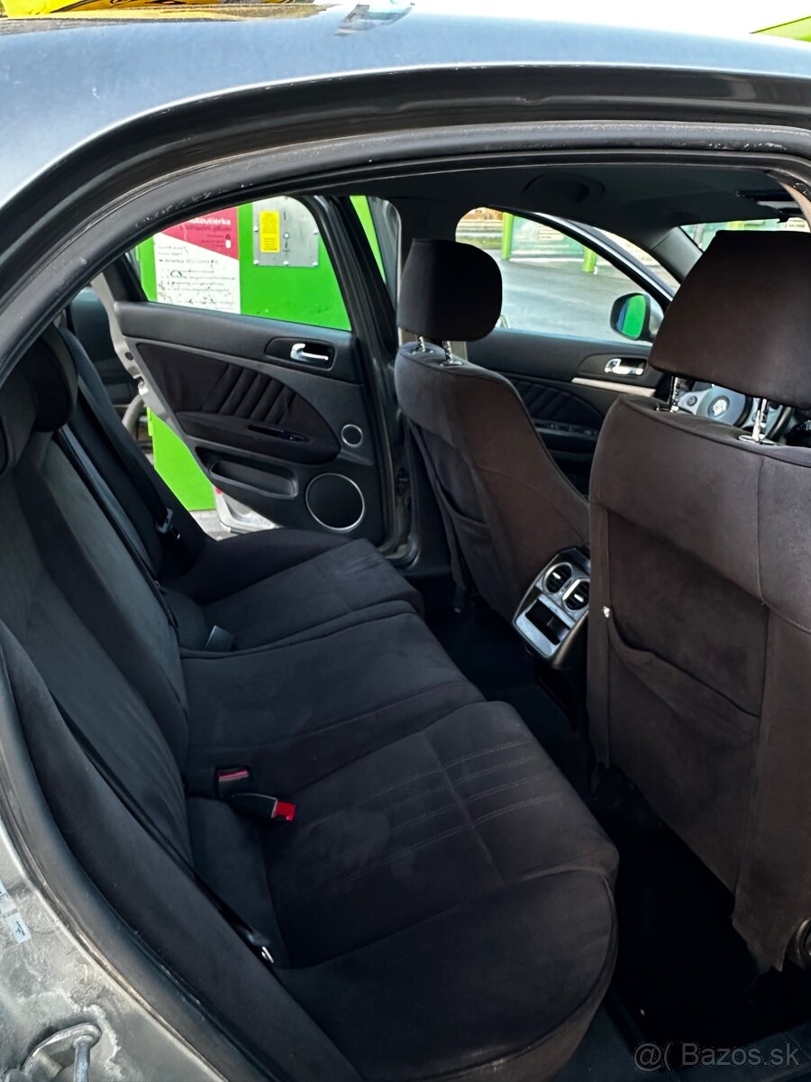 Alfa Rómeo 159 1.9 jtdm 85kw - 13